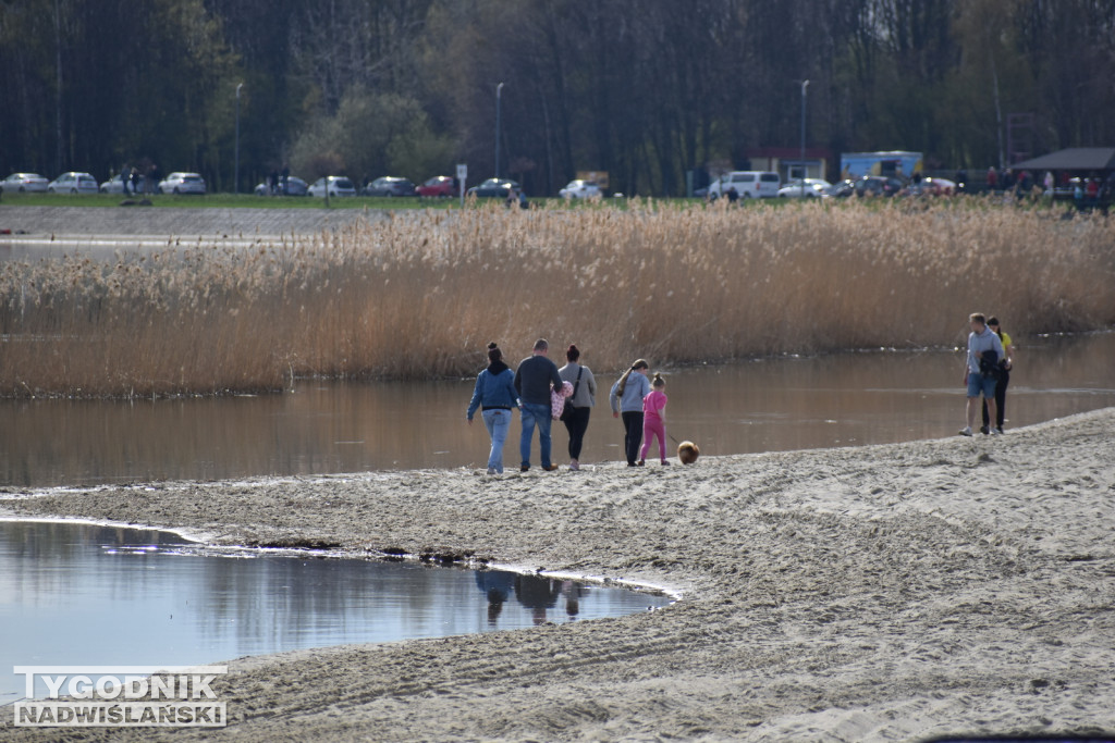 Niedziela nad Jeziorem Tarnobrzeskim - 16.04.2023