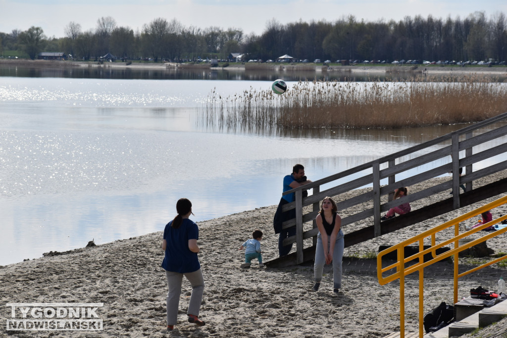 Niedziela nad Jeziorem Tarnobrzeskim - 16.04.2023