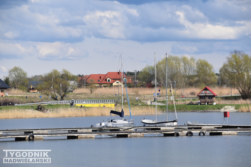 Niedziela nad Jeziorem Tarnobrzeskim - 16.04.2023