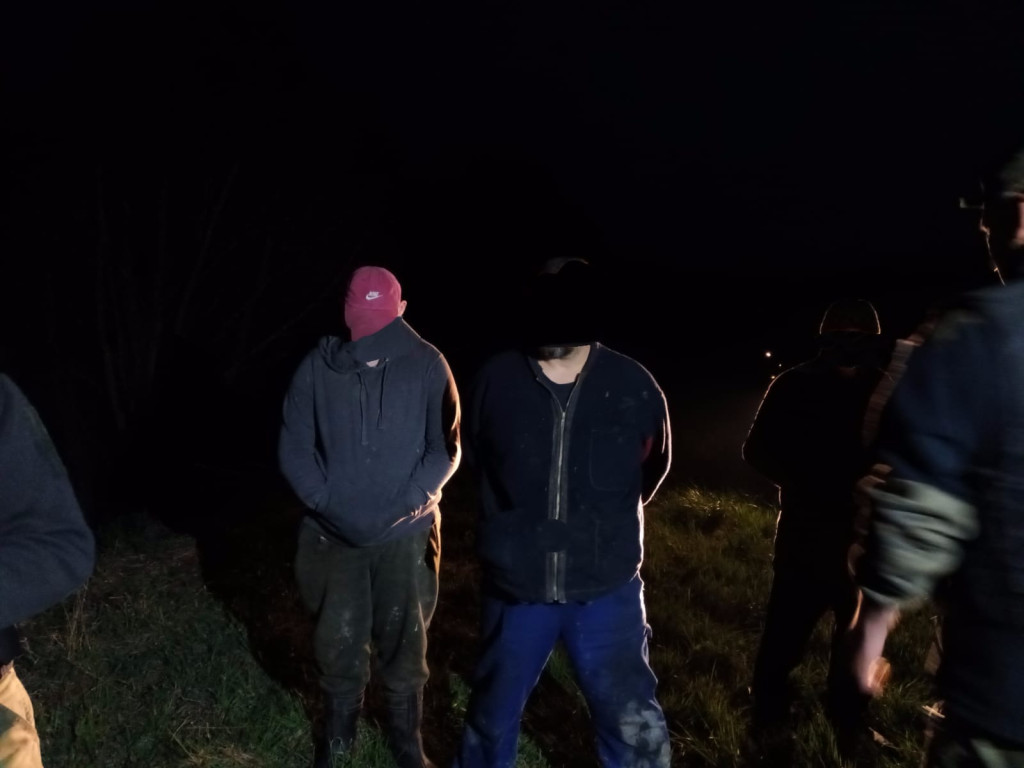Kłusownicy złapani na gorącym uczynku