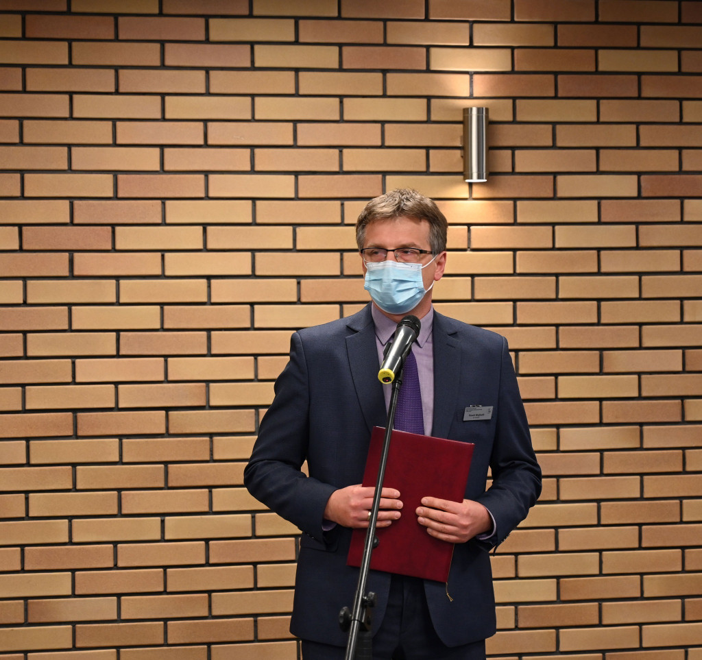 Enea przekazała karetkę dla szpitala w Staszowie