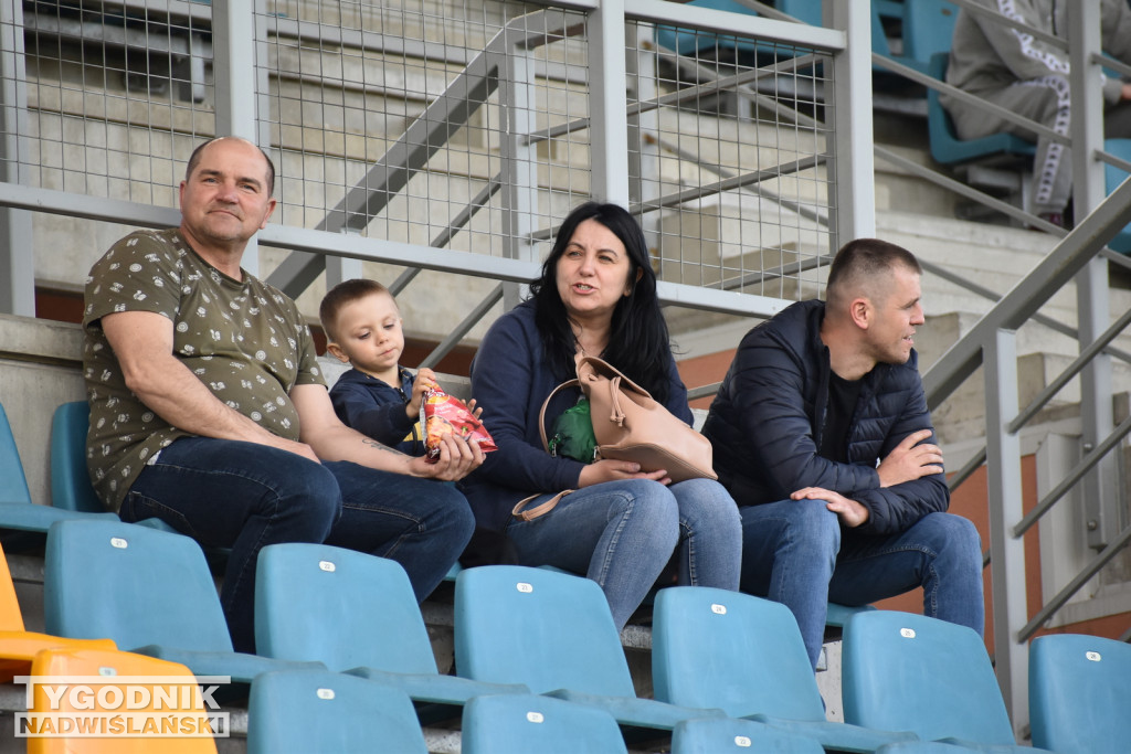 Siarka - Olimpia Elbląg. Zdjęcia kibiców