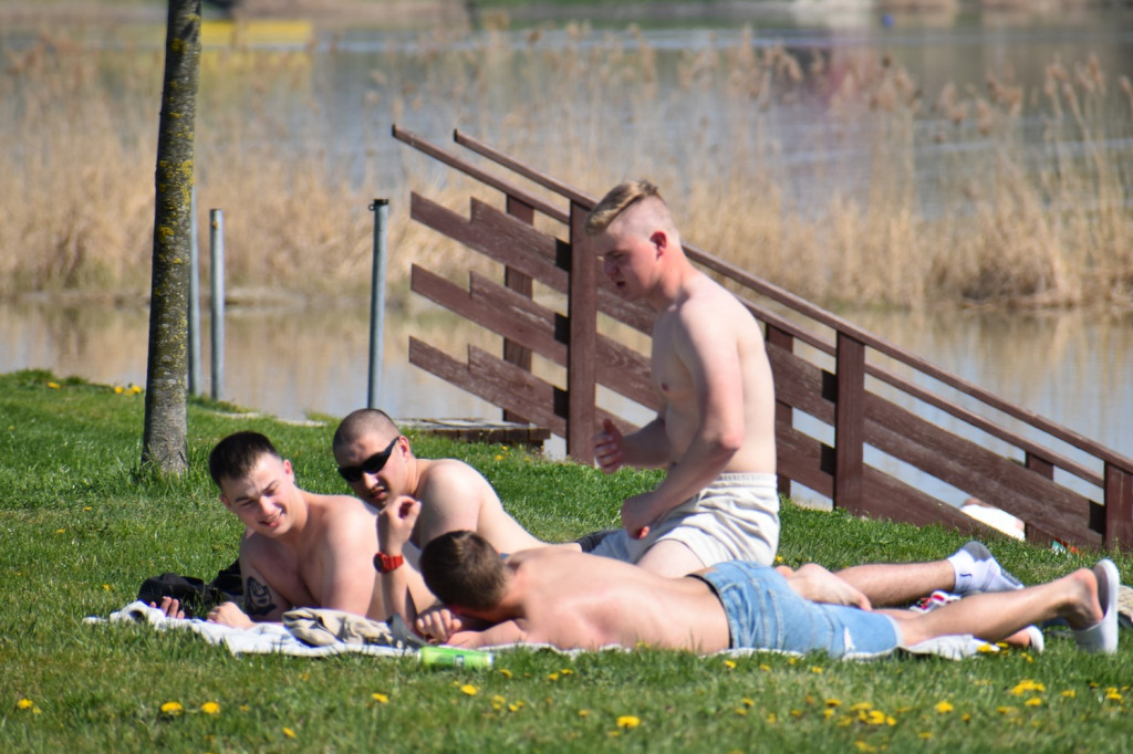Niedziela 23 kwietnia nad Jeziorem Tarnobrzeskim