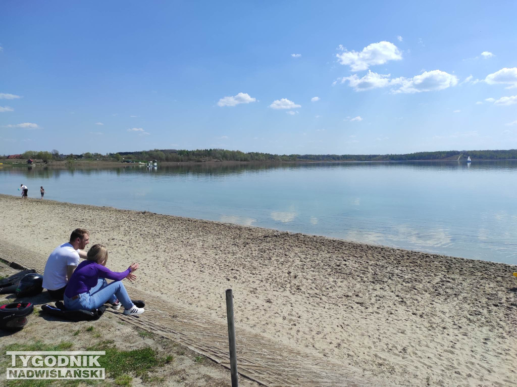 Niedziela 23 kwietnia nad Jeziorem Tarnobrzeskim
