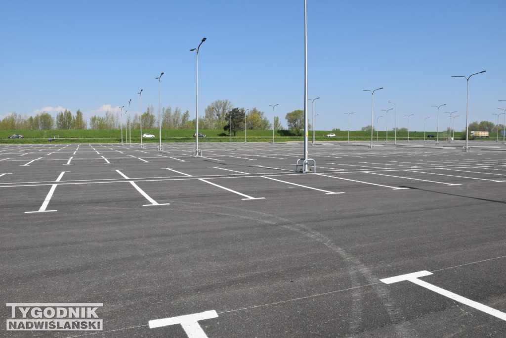 Parkingi nad Jeziorem Tarnobrzeskim otwarte