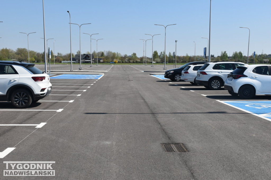 Parkingi nad Jeziorem Tarnobrzeskim otwarte