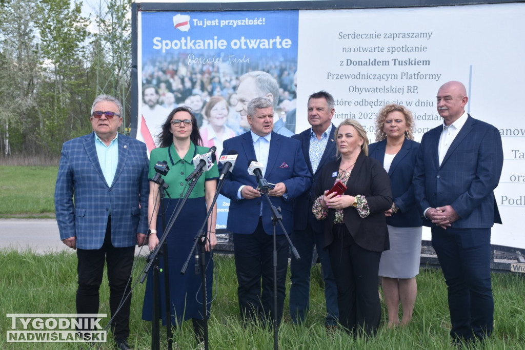 Konferencja PO w sprawie spalarni nad jeziorem