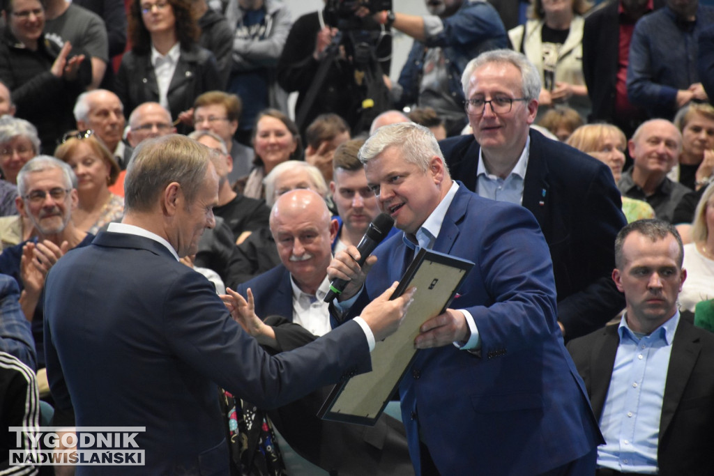 Donald Tusk w Tarnobrzegu. Spotkanie otwarte