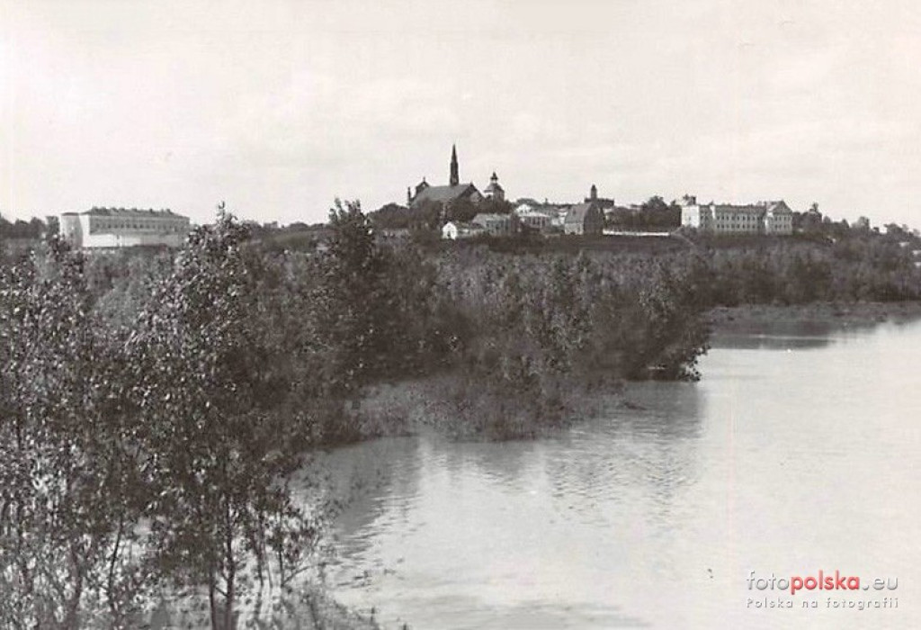 Panoramy Sandomierza z lat 1900-1945