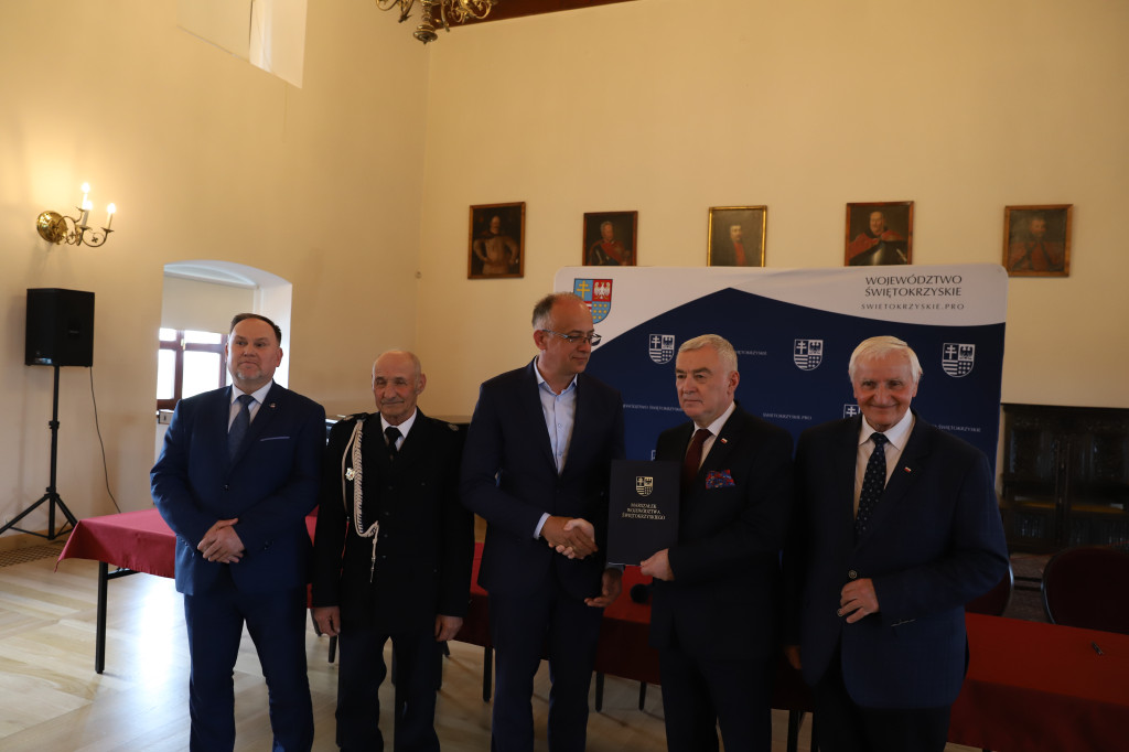 Straży otrzymali pieniądze na zakup wozów