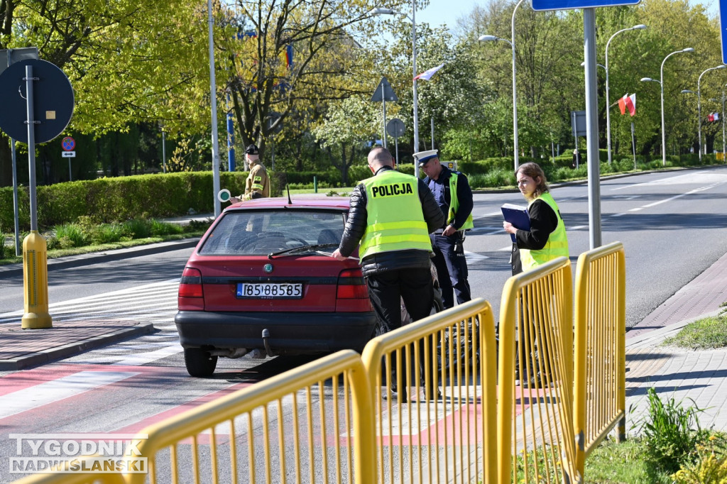 Potrącenie rowerzysty na Sikorskiego w Tarnobrzegu