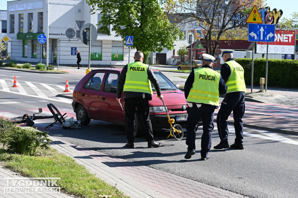 Potrącenie rowerzysty na Sikorskiego w Tarnobrzegu