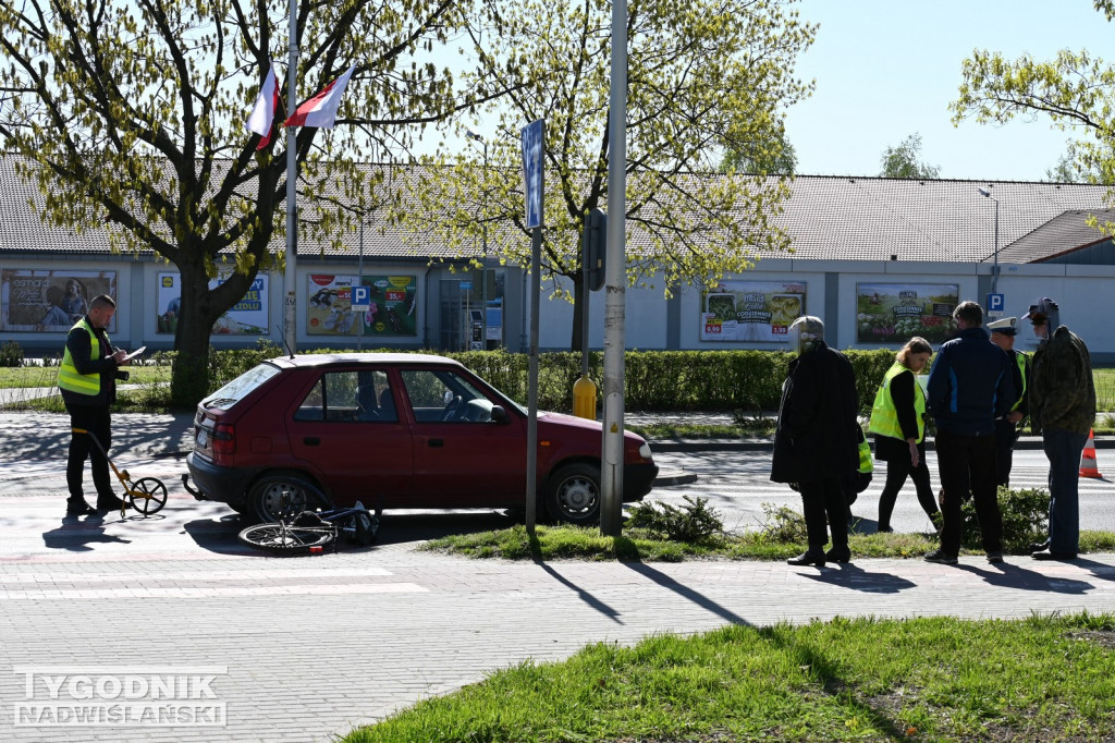 Potrącenie rowerzysty na Sikorskiego w Tarnobrzegu