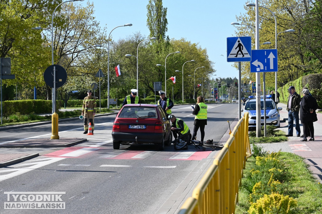 Potrącenie rowerzysty na Sikorskiego w Tarnobrzegu