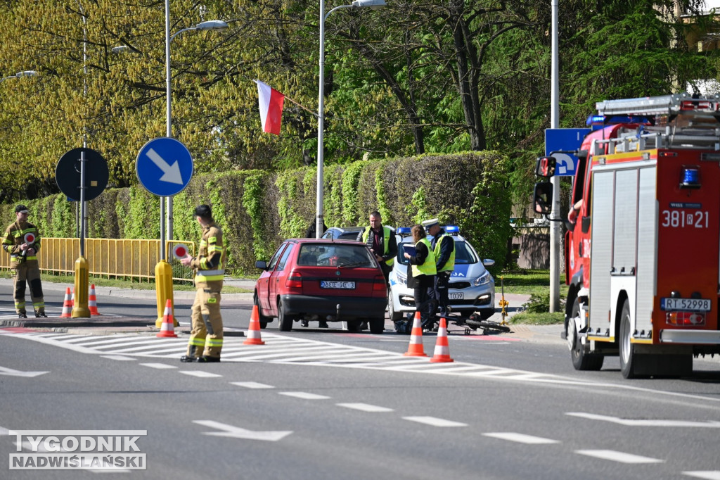 Potrącenie rowerzysty na Sikorskiego w Tarnobrzegu