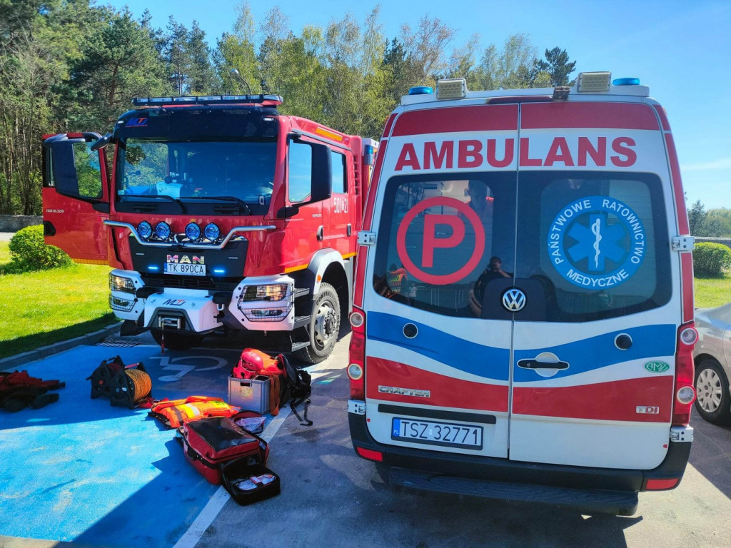 Tragedia nad Chańczą. Mężczyzna zsunął się z tamy