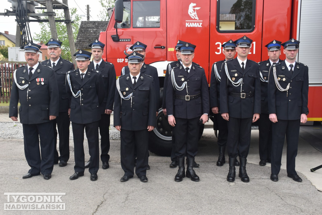 Przekazanie wozu i łodzi dla OSP Sokolniki