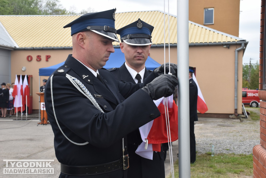 Przekazanie wozu i łodzi dla OSP Sokolniki