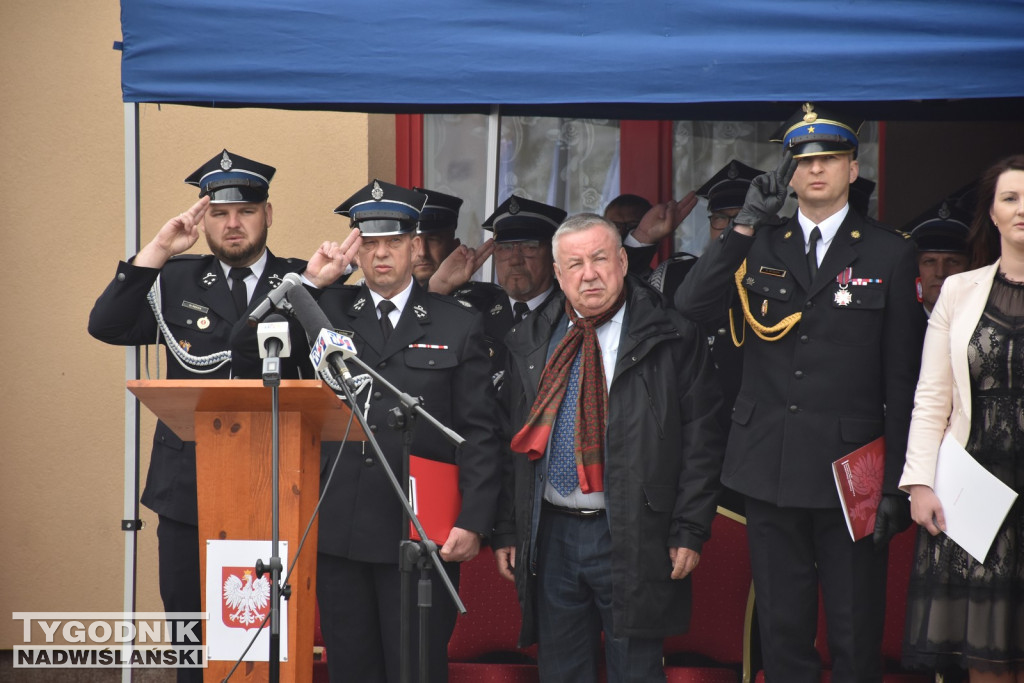 Przekazanie wozu i łodzi dla OSP Sokolniki