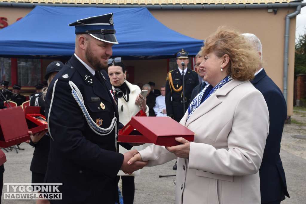 Przekazanie wozu i łodzi dla OSP Sokolniki