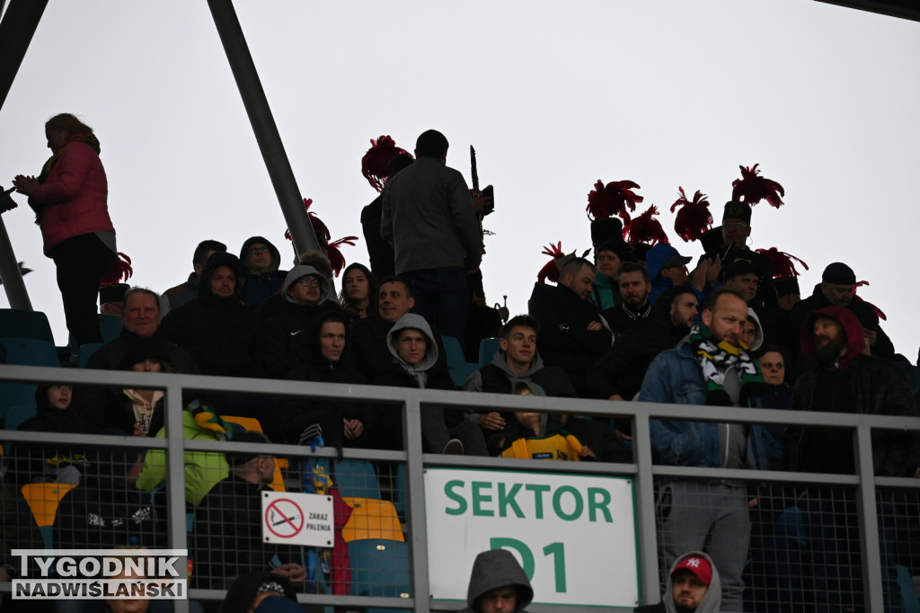 Zdjęcia z trybun mecz Siarka - Motor