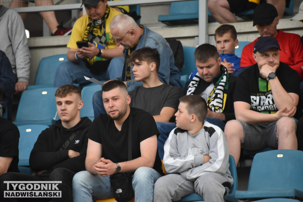 Siarka - Pogoń zdjęcia z trybun