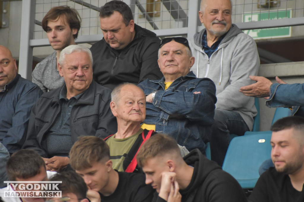 Siarka - Pogoń zdjęcia z trybun