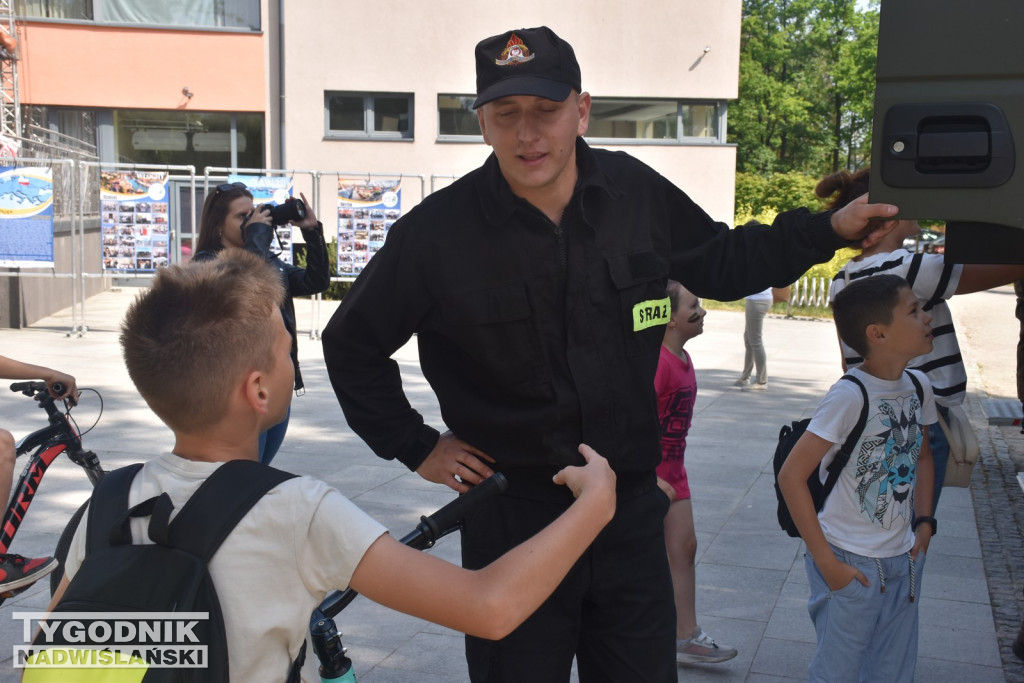 Dzień Dziecka z mundurem w Nowej Dębie