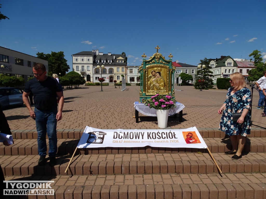 Przez Tarnobrzeg przeszedł Marsz dla Życia i Rodziny