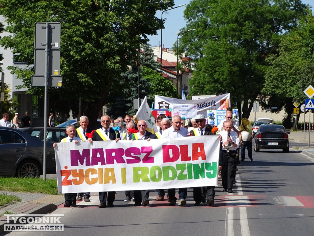 Przez Tarnobrzeg przeszedł Marsz dla Życia i Rodziny