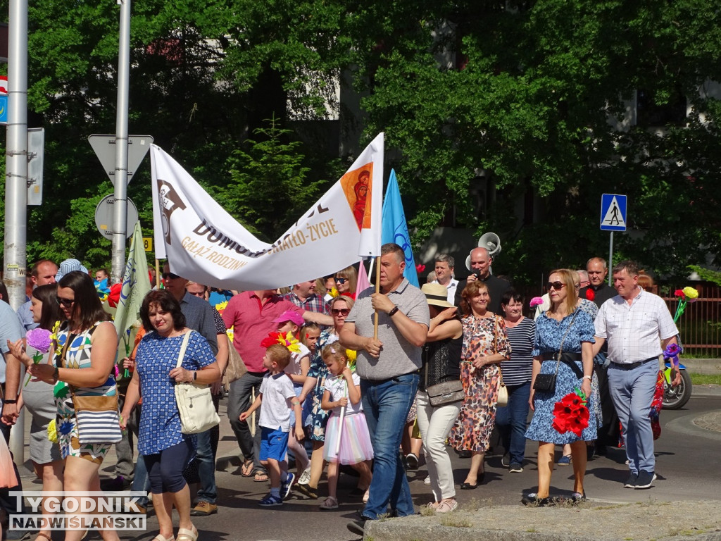 Przez Tarnobrzeg przeszedł Marsz dla Życia i Rodziny