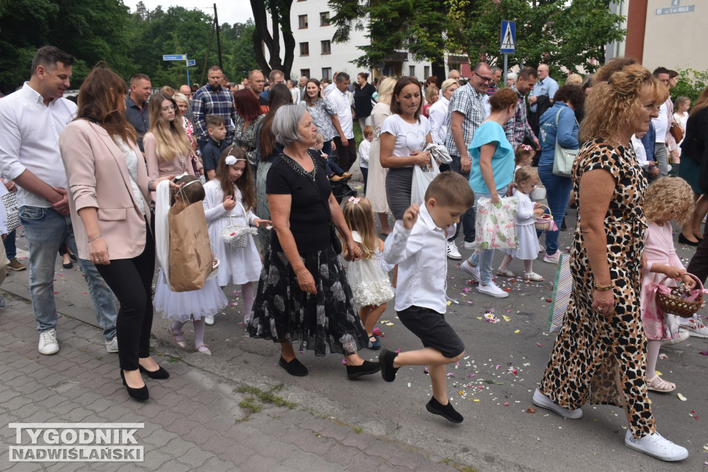 Procesja Bożego Ciała w Nowej Dębie