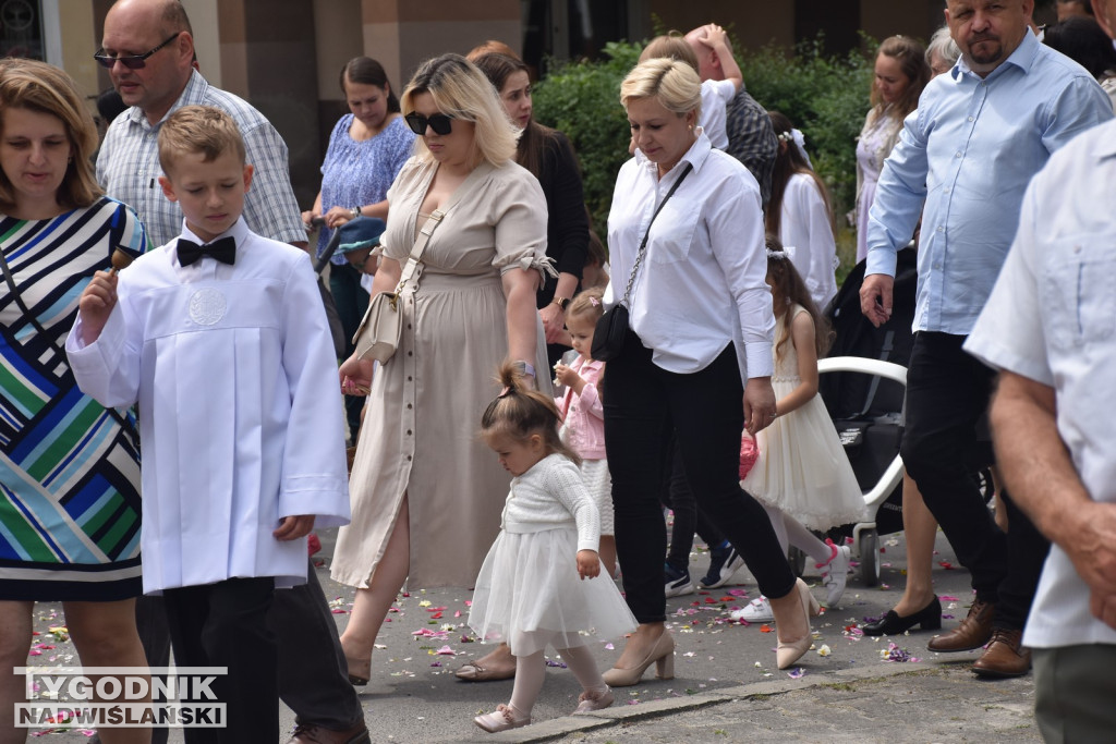 Procesja Bożego Ciała w Nowej Dębie