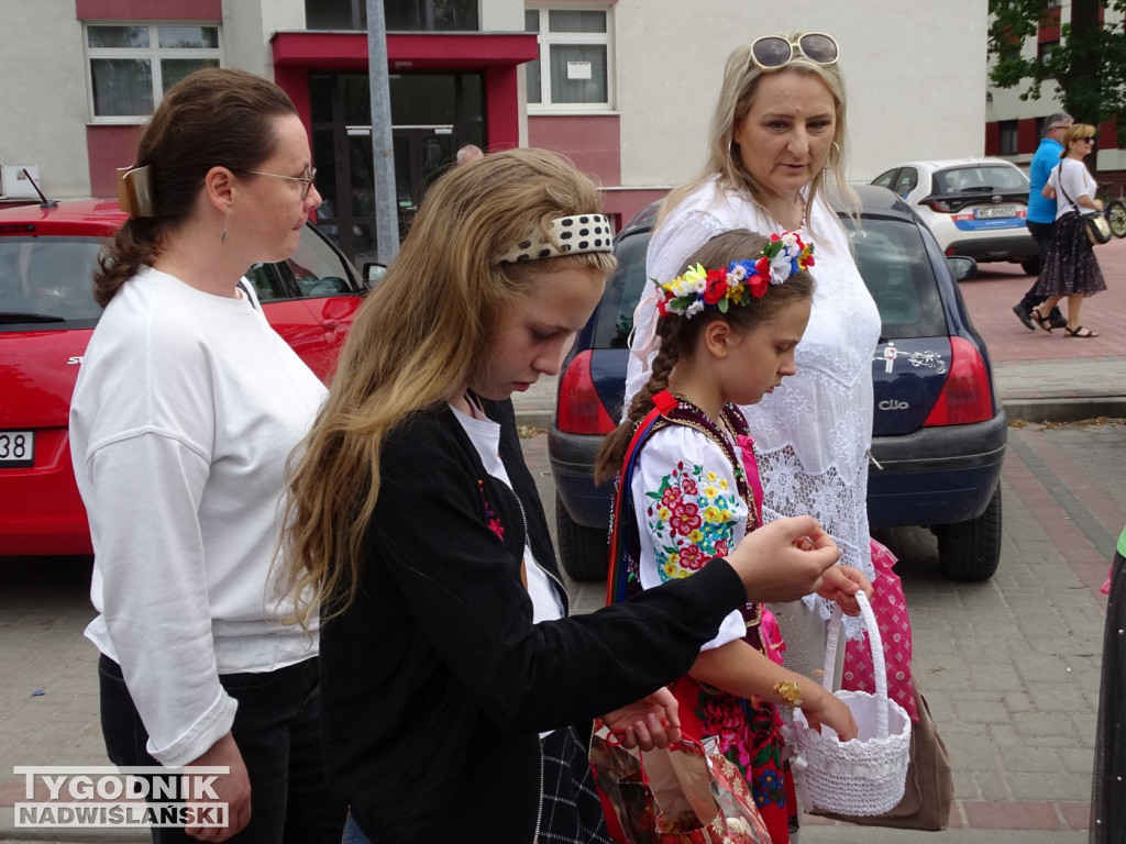 Boże Ciało w Tarnobrzegu. Procesja wyruszyła z Przywiśa