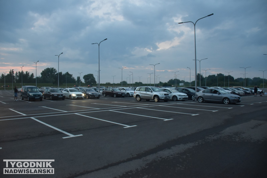 Kino samochodowe nad Jeziorem Tarnobrzeskim