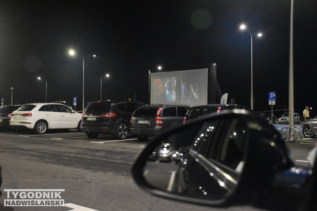 Kino samochodowe nad Jeziorem Tarnobrzeskim