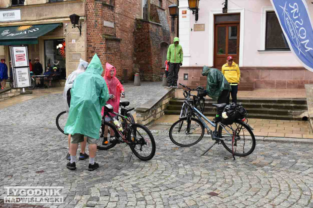 Wyruszył XIV Sandomierski Rajd Papieski
