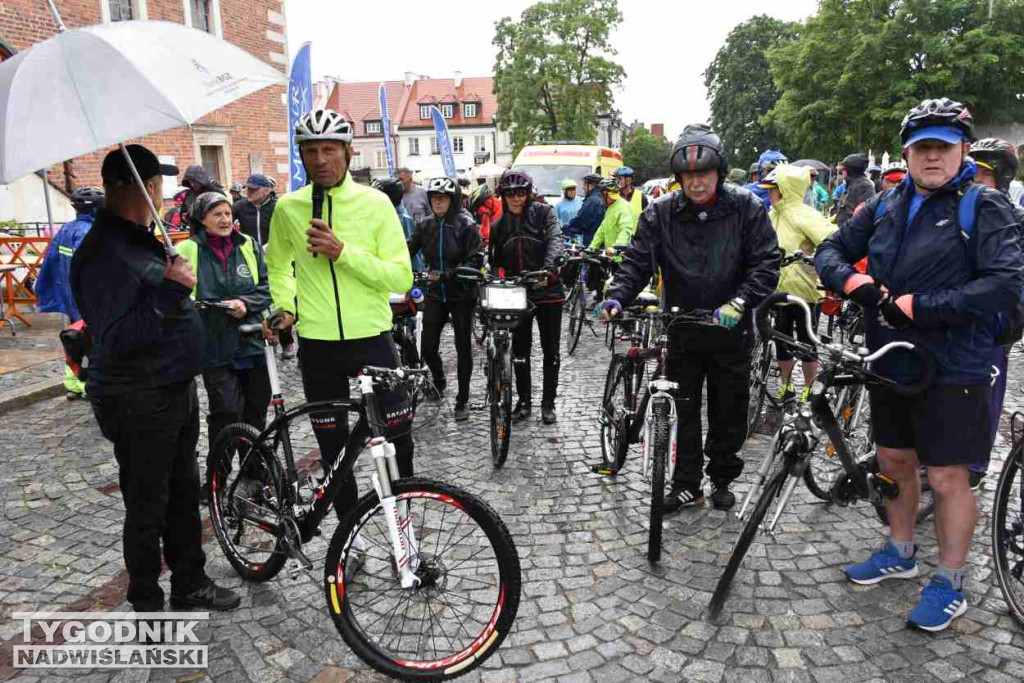 Wyruszył XIV Sandomierski Rajd Papieski