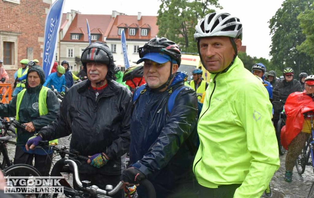 Wyruszył XIV Sandomierski Rajd Papieski