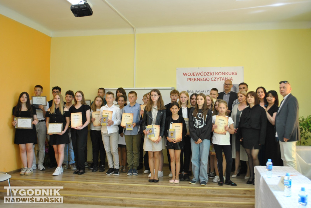 Wojewódzki Konkurs Pięknego Czytania w Ossolinie