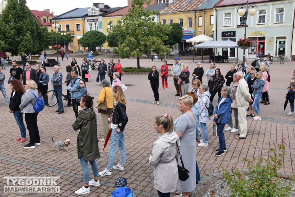 Protest na placu Bartosza Głowackiego w Tarnobrzegu