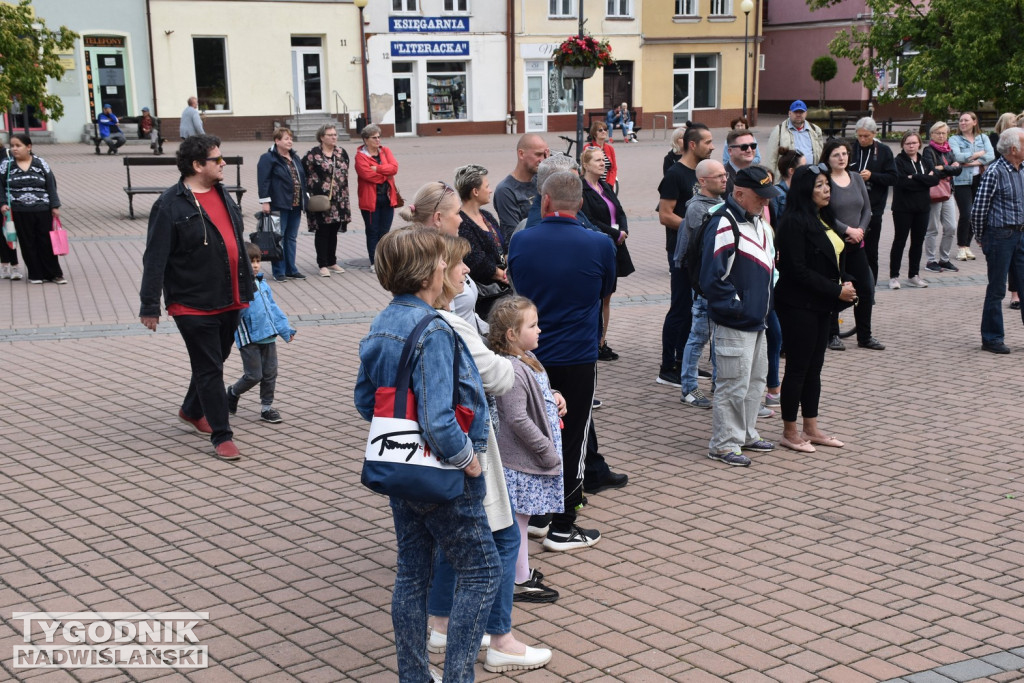 Protest na placu Bartosza Głowackiego w Tarnobrzegu