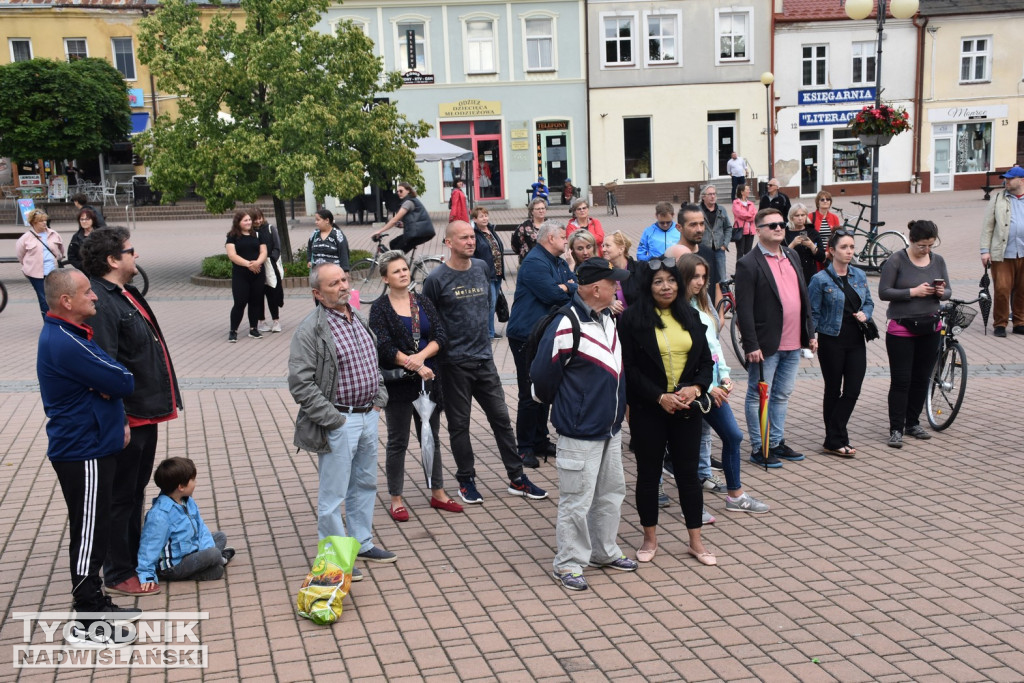 Protest na placu Bartosza Głowackiego w Tarnobrzegu