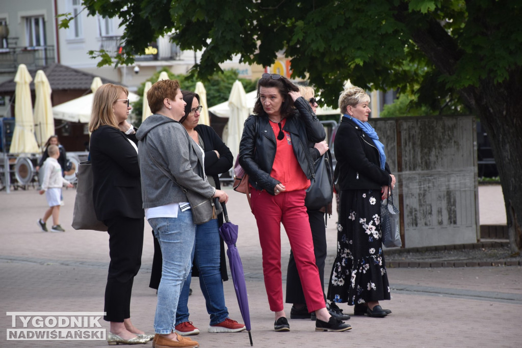 Protest na placu Bartosza Głowackiego w Tarnobrzegu