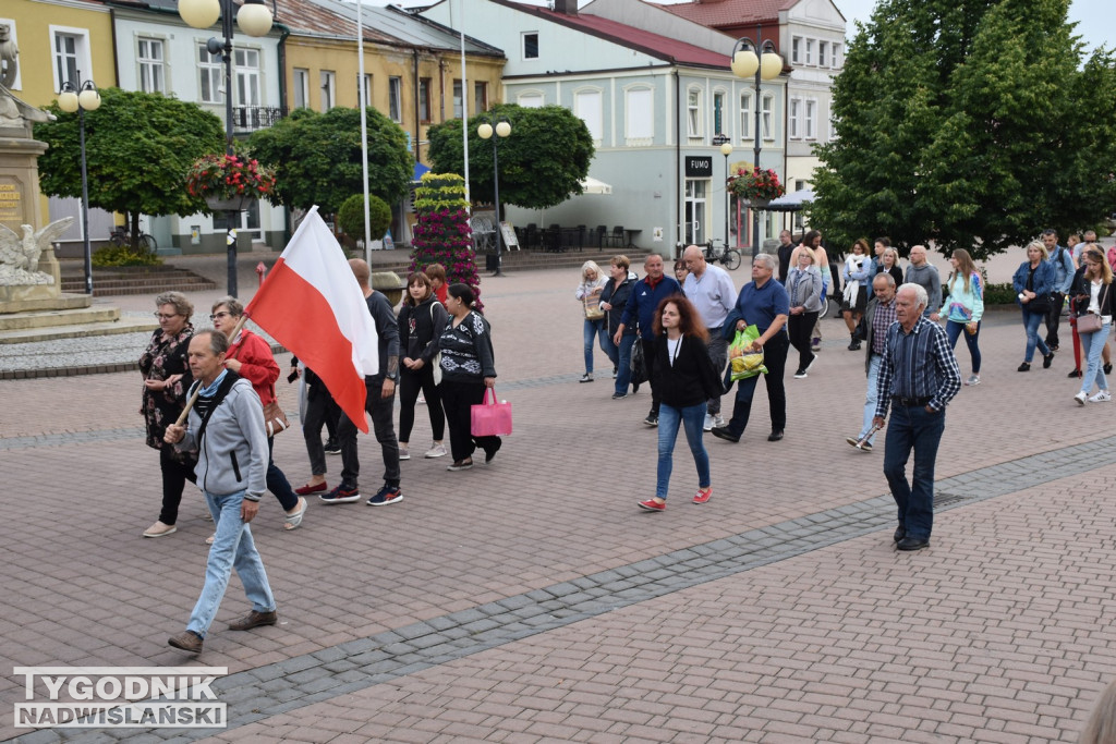 Protest na placu Bartosza Głowackiego w Tarnobrzegu