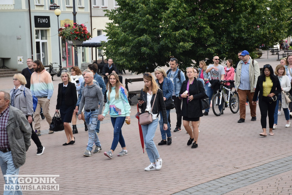 Protest na placu Bartosza Głowackiego w Tarnobrzegu