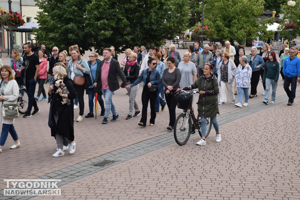 Protest na placu Bartosza Głowackiego w Tarnobrzegu