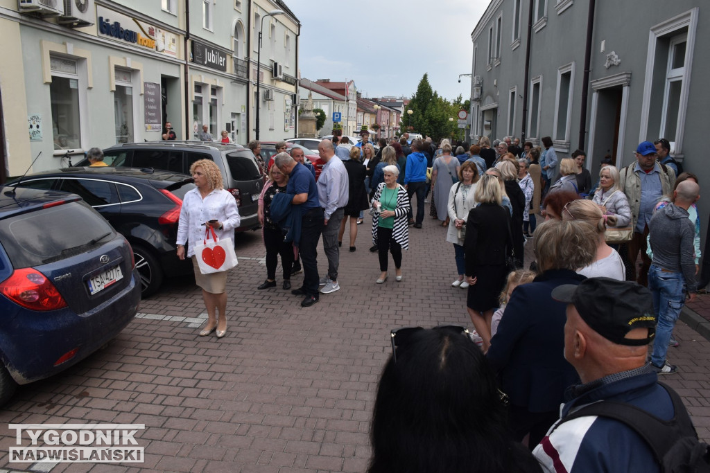Protest na placu Bartosza Głowackiego w Tarnobrzegu