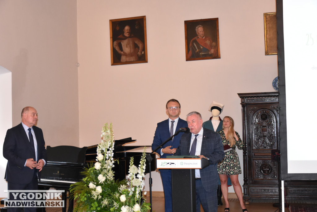 25 lat spółki Pilkington Automotive Poland