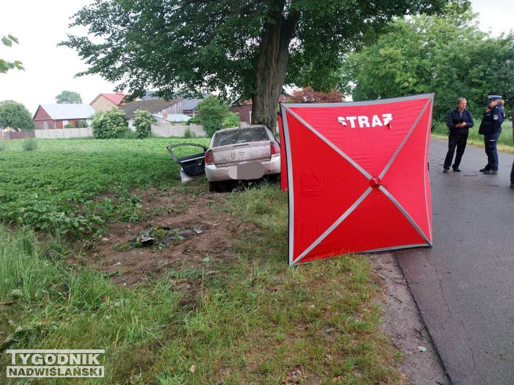 Tragiczny wypadek w Brzozowej. Nie żyją dwie osoby